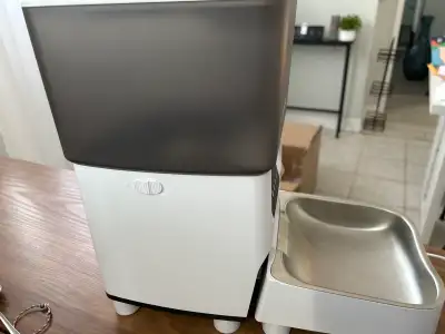 Mangeoir pour animal, View more