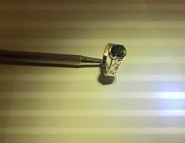 14k YELLOW GOLD CANADIAN AMMOLITE RING in Jewellery & Watches in Edmonton - Image 9