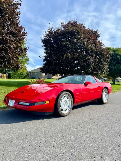 1991 Chevrolet Corvette If you are looking for a C4 Corvette, this is definitely worth a look.1991 C...