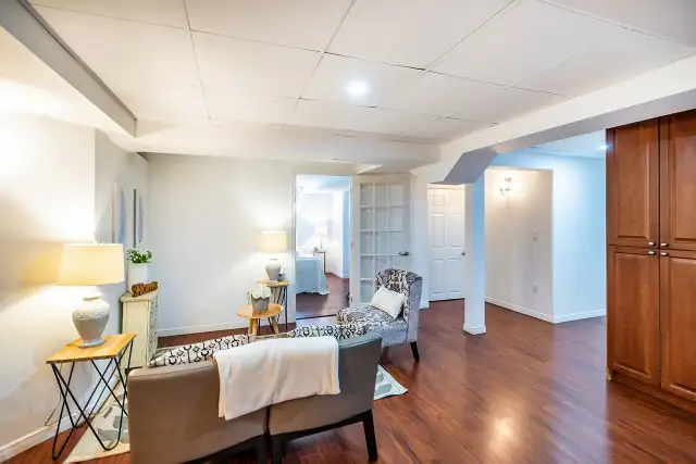 NORTH OSHAWA BASEMENT APARTMENT $1250 + utilities in Long Term Rentals in Oshawa / Durham Region - Image 8