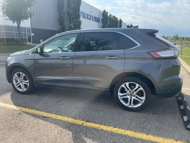 2017 Forde Edge Titanium551125946960465921
