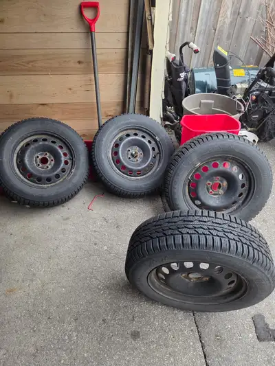 Winter force winter tires and rims off a 2011 chevy cruze tires only month old 215/60/R16 4 tires an...