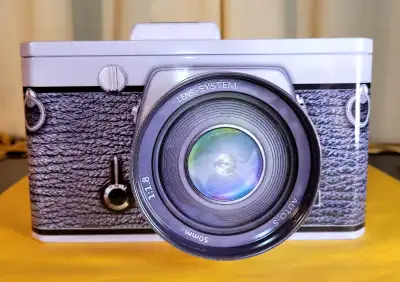 ⭐ Vintage 35mm Camera Tin Box, View more