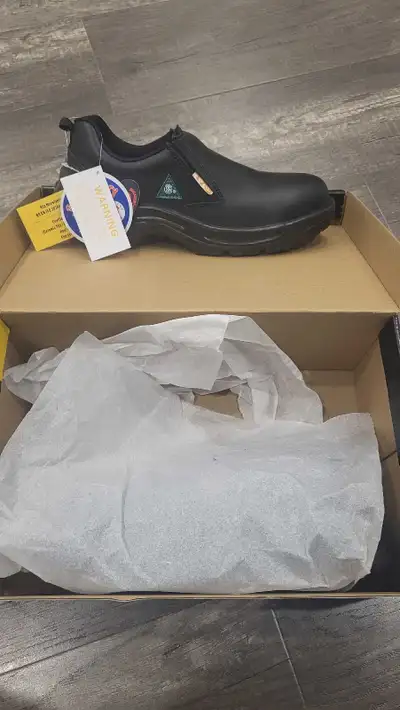 Safety Shoes size 7 men's or women's 9, View more