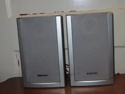 Citizen bookshelf speakers, View more