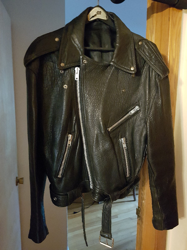 Leather jacket dans Hommes  à Ville de Montréal - Image 2