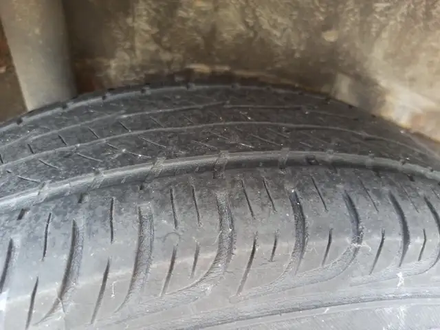 Original Ford mags with all season tires installed in Tires & Rims in West Island - Image 3
