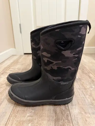 Boys boots, View more