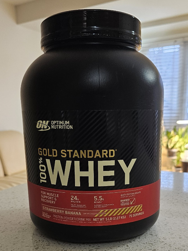 Gold Standard Whey Protein – 5lbs (2.27kg) Strawberry Banana in Health & Special Needs in Oakville / Halton Region - Image 2