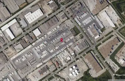 Hi there, good day! I’m actively searching for an 800–1000 sq. ft. commercial space near Toronto Pre...