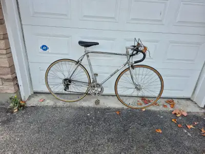 Norco road bicycle w large 23" frame, View more
