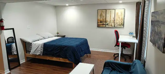 A Cozy Living Studio With Utilities & Parking Included in Long Term Rentals in Ottawa - Image 4