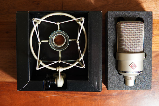 Neumann TLM103 Large Diaphram Microphone in Pro Audio & Recording Equipment in St. Catharines - Image 4