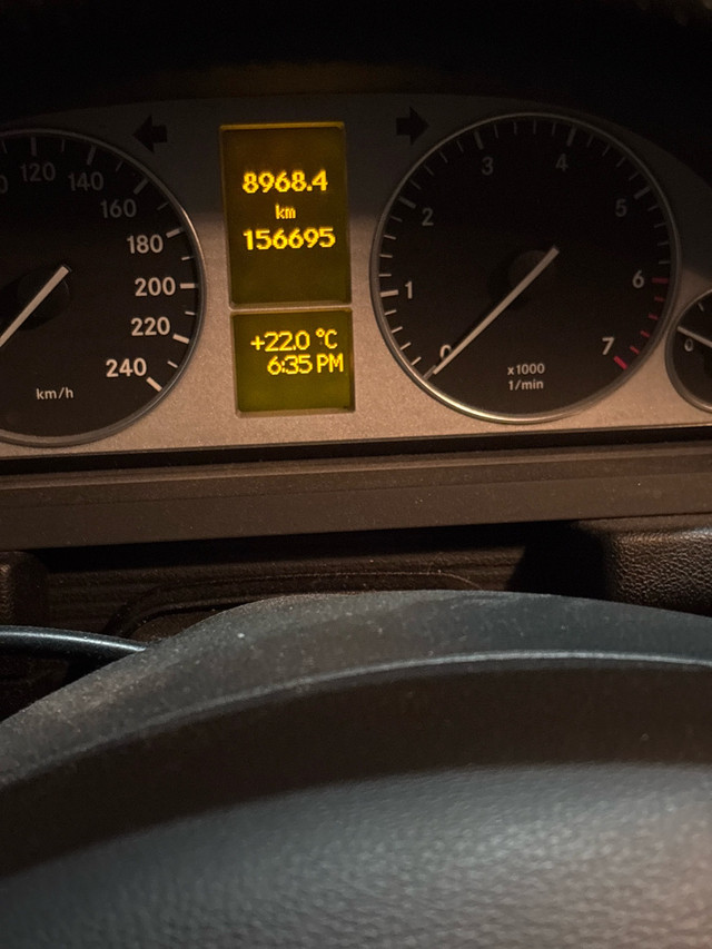 Mercedes B200 Turbo in Cars & Trucks in Oshawa / Durham Region - Image 4