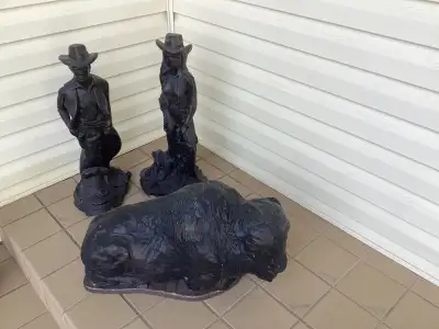 BUFFALO , COWBOY AND COWGIRL.OUTSIDE ORNAMENTS. 979, View more
