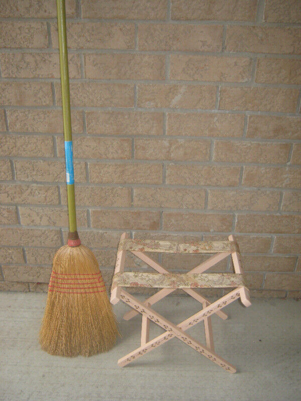 Small, pretty vintage upcycled suitcase stand in Other in Oshawa / Durham Region