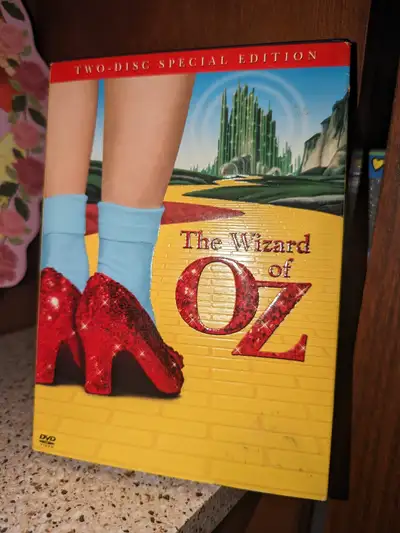 Wizard of Oz Trivia Game (sealed) and DVD