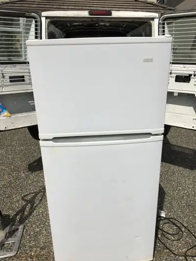 Refrigerator and Freezer can deliver, View more