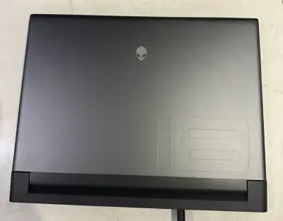 Dell Alienware m18 R2 18”, View more