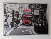Grand tableau Ikéa représentant un autobus Londonien