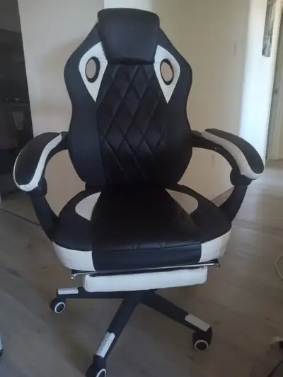 Gamers Chair, View more