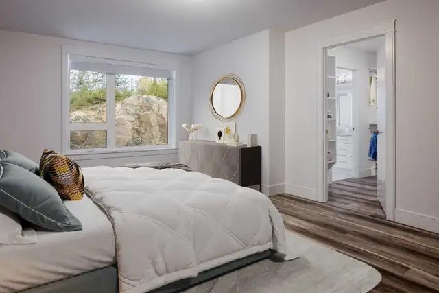 3-Bedroom 2 Bath apartment in Bedford in Short Term Rentals in Bedford - Image 5