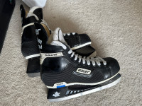 Bauer Supreme Custom 1000 Ice Skates