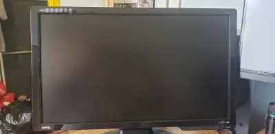 THE ONLY REASON I AM SELLING THIS AWESOME WORKING COMPUTER MONITOR IS BECAUSE I HAVE SWITCHED UP TO...