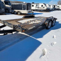 Car hauler trailer 16 ft ( damaged)