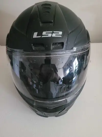 Selling my LS2 Horizon motorcycle helmet, which is in acceptable condition. It's a reliable helmet r...