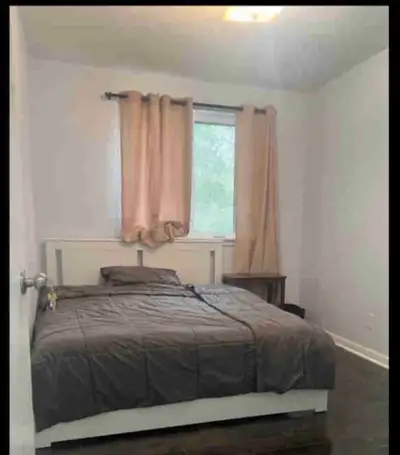 ROOM FOR RENT