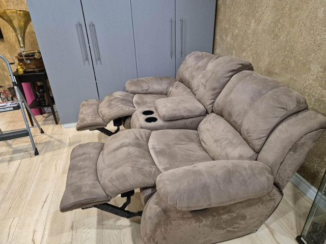 SOFA FOR SALE IN BRAMPTON !!!!! in Couches & Futons in Mississauga / Peel Region - Image 4