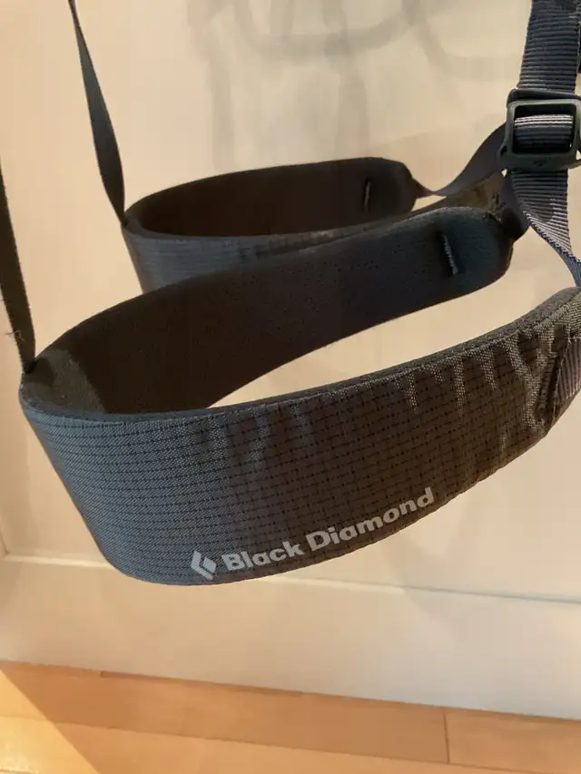 Black Diamond Momentum Climbing Harness in Other in Gatineau - Image 6