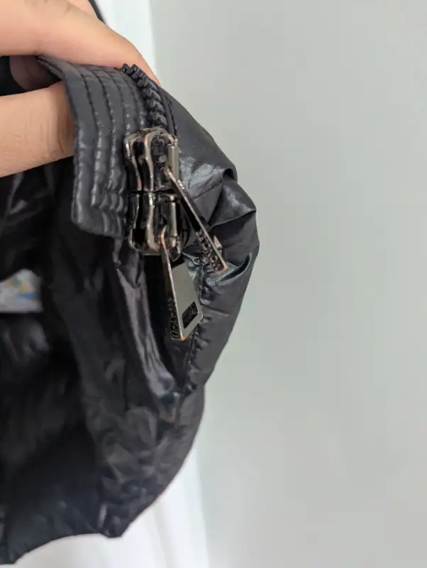 Moncler Fulmarus Puffer Fur Down Long Jacket Black Size 6 / XXL in Women's - Tops & Outerwear in Mississauga / Peel Region - Image 5
