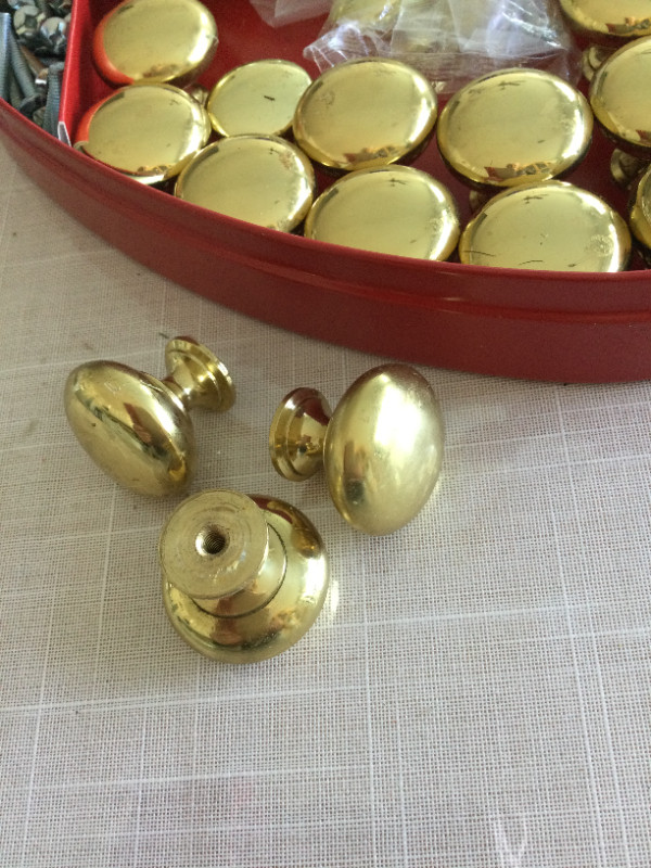 Polished Brass Cabinet Knobs - Set Of 30 in Other in Penticton - Image 3