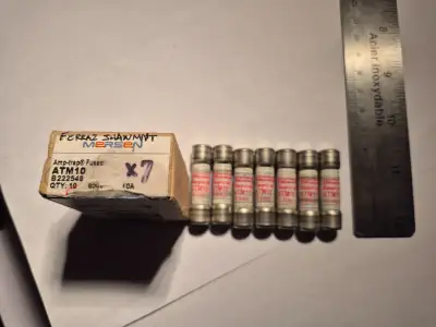 Prix demandé 10$/qté disponible 7 (open box) Amp-Trap® midget fast-acting ATM fuses are rated 600 vo...