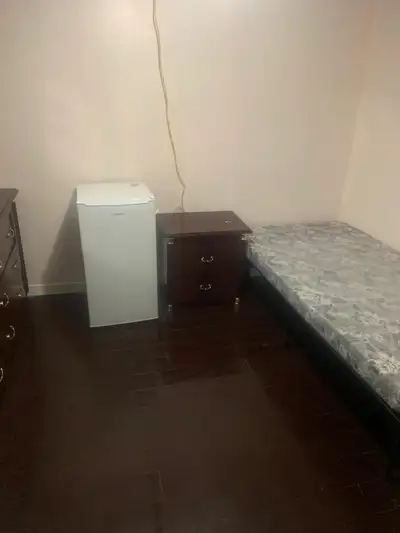Room for rent for female from 1st October Good location in Malton. Close to bus stop,grocery store e...