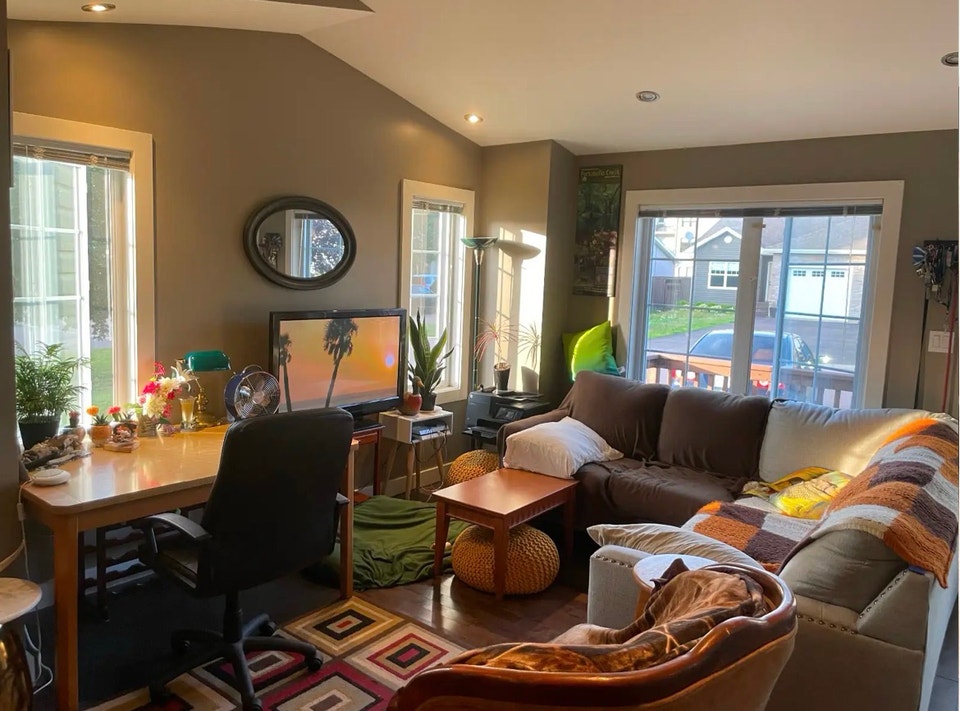 Chambre à louer/bedroom for rent à Shediac, utilities included! 2