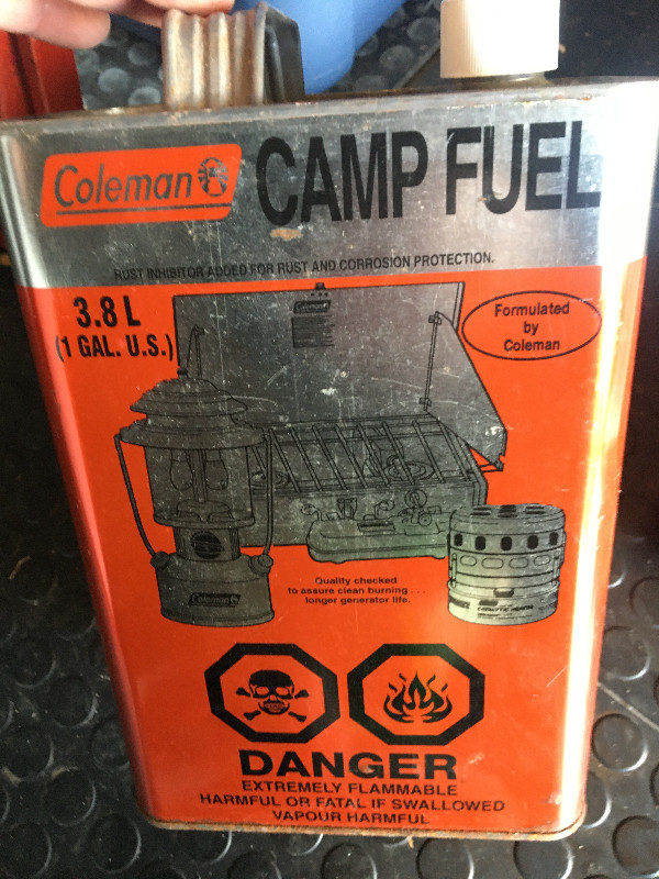 Coleman Camping stove and heater in Fishing, Camping & Outdoors in Moncton - Image 3