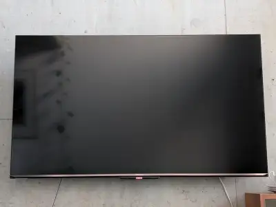 Hisense 55" TV 55U78G, View more