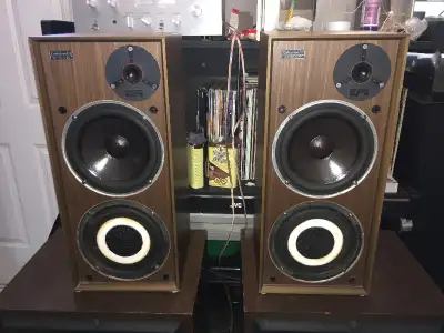 Nice little pair of Celestion Ditton 15XR Speakers, Made in England from the mid 70's into the 80's...