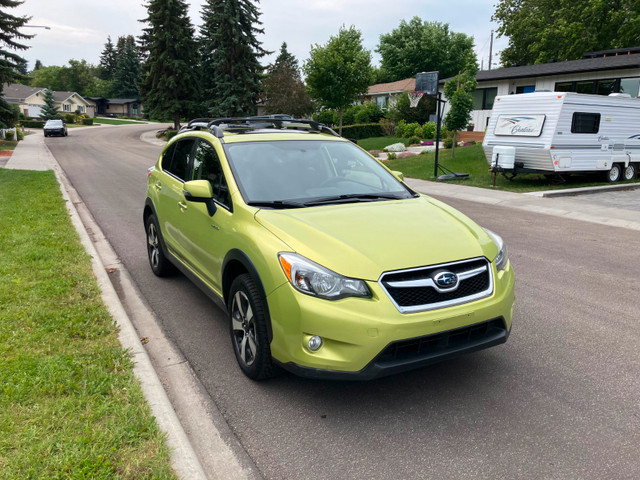 2014 Subaru Crosstrek XV hybrid in Cars & Trucks in Edmonton - Image 2