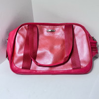 Lululemon dance bag red with pockets and shoulder straps 