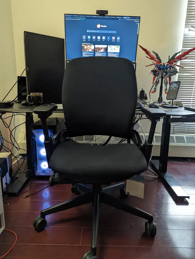 Steelcase Leap v2 (Free GTA Delivery) Ḟully Loaded - 4 Colors62863262633986121