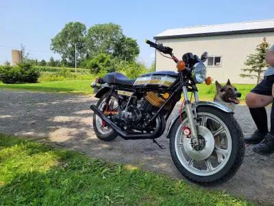 1976 Yamaha RD400 engine recently rebuild by previous owner comes with rebuild receipts has after-ma...