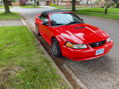2000 Ford Mustang convertible 212,000 km V6