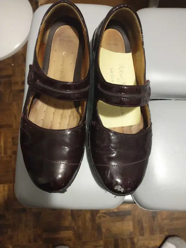 Women boots and shoes -size 11-12 in Women's - Shoes in Ottawa - Image 7