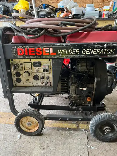 Diesel Generator Welder with 25’ HD welding cables.