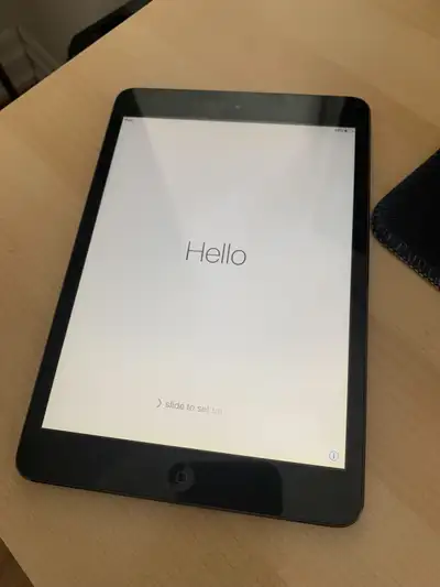 IPad Mini (16GB - 1st Generation), View more