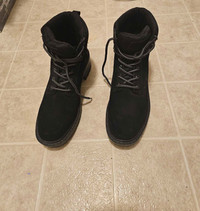 Women's boot size 10